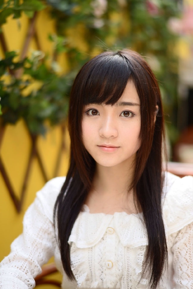 美女莫寒小清新写真 风姿绰约