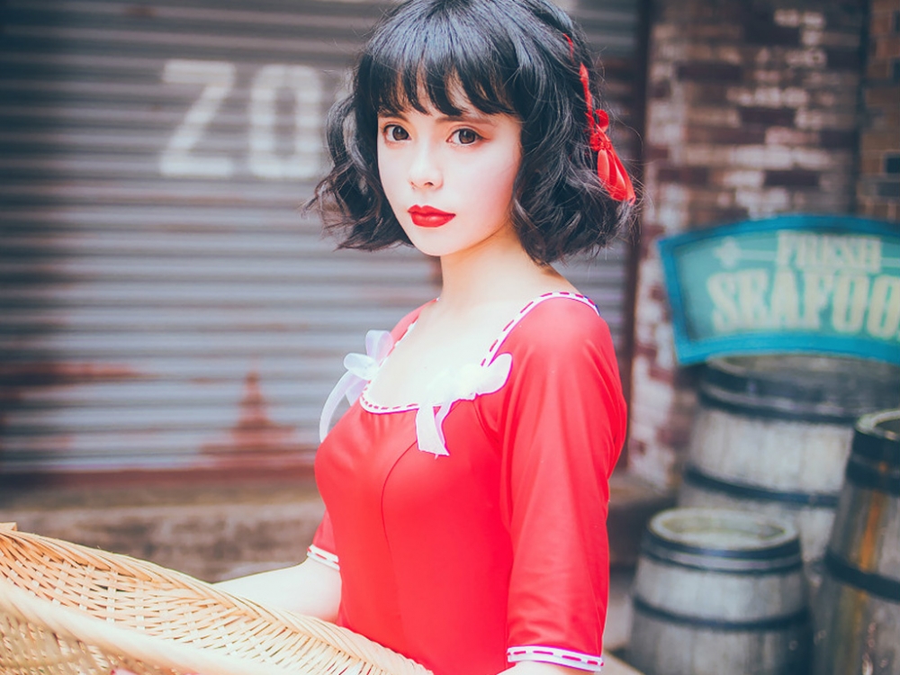 清新泳衣少女写真平板壁纸下载 第一辑