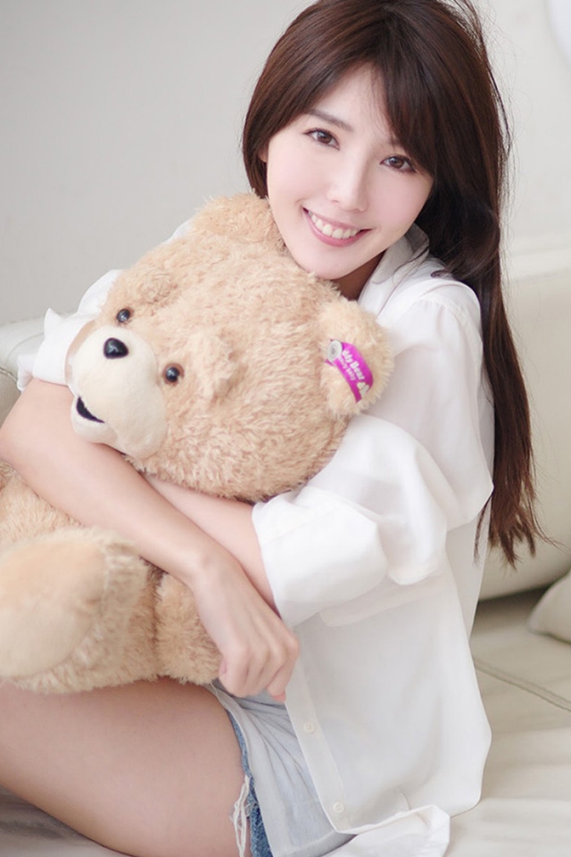 精选清纯美女性感居家写真手机壁纸下载