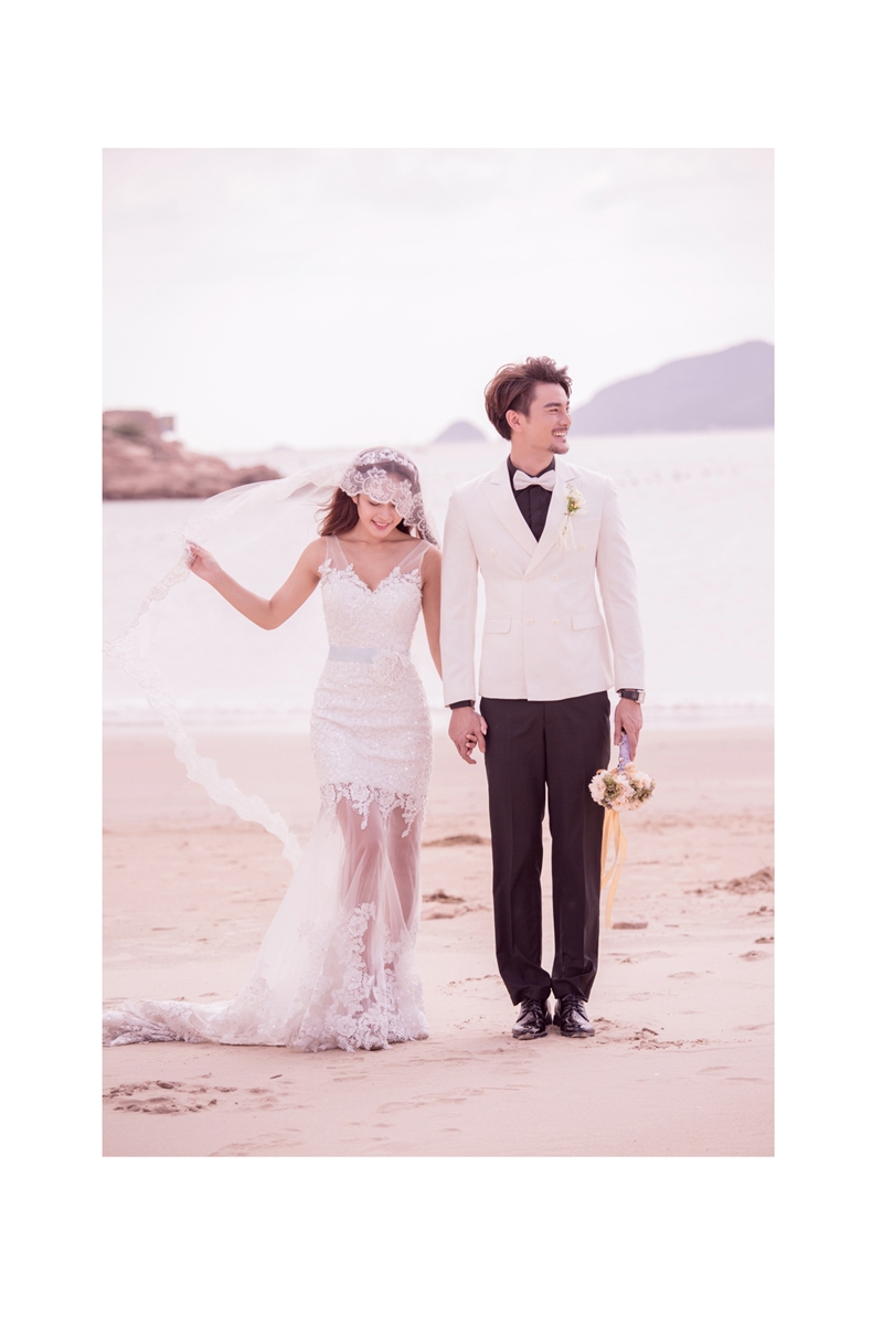 海边浪漫婚纱照 海边的浪漫婚纱照