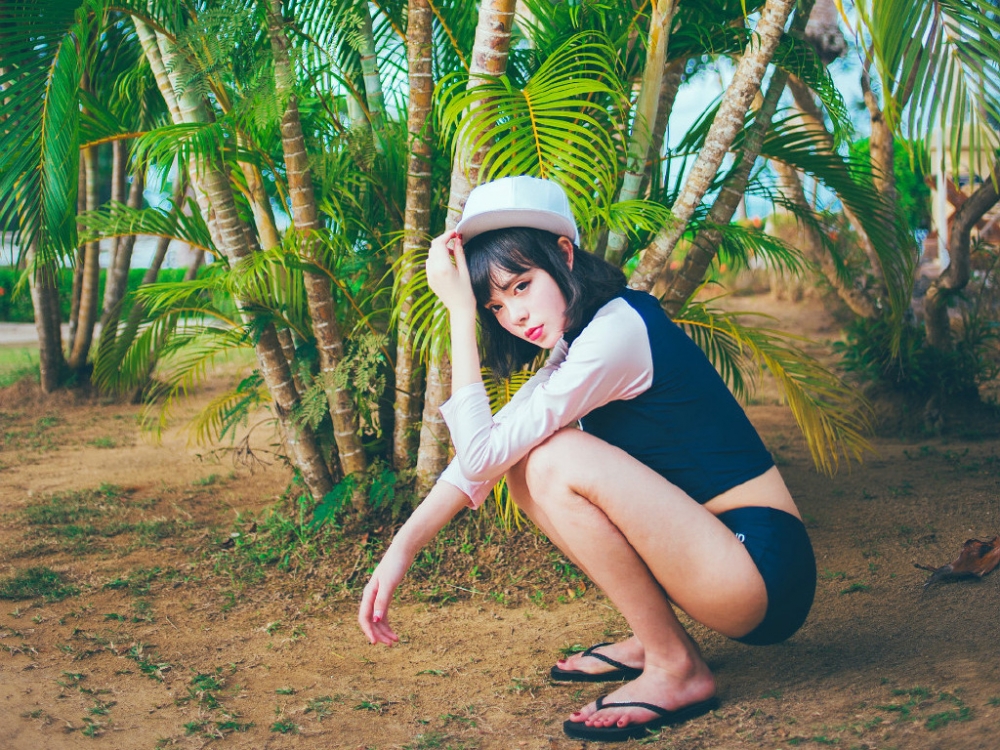 清新泳衣少女写真平板壁纸下载 第一辑