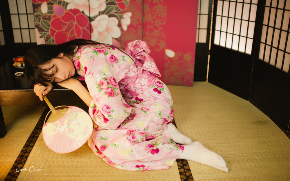唯美和服美女室内摄影写真壁纸下载