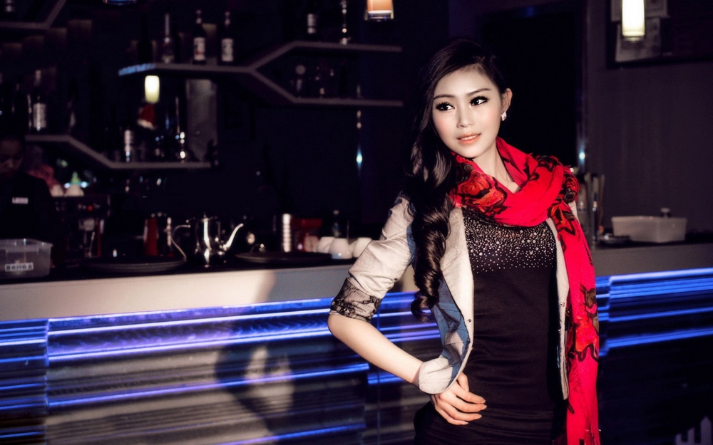 性感妩媚的女郎