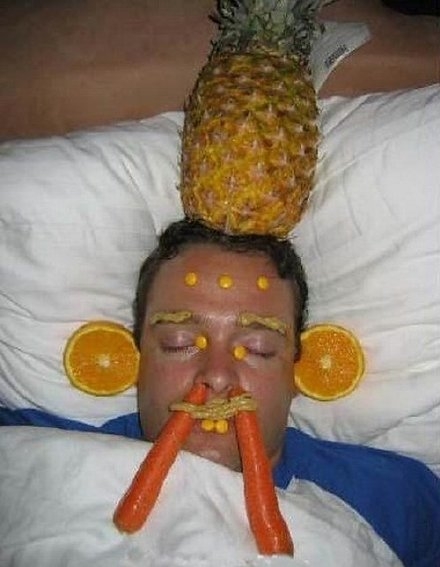醉酒后被整搞笑图
