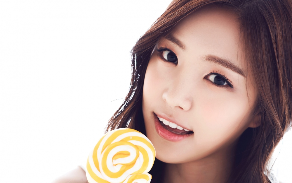 清新养眼韩国美女A Pink组合经典桌面壁纸