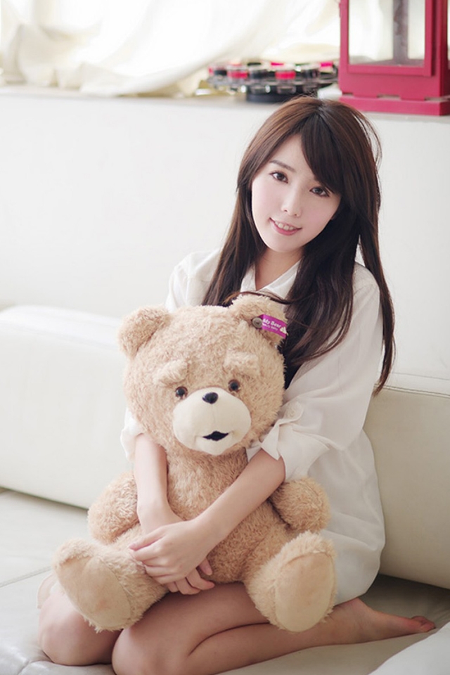 精选清纯美女性感居家写真手机壁纸下载