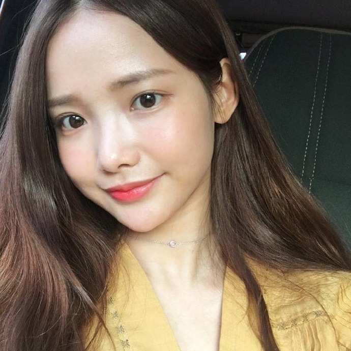 korea girl 夏允秀