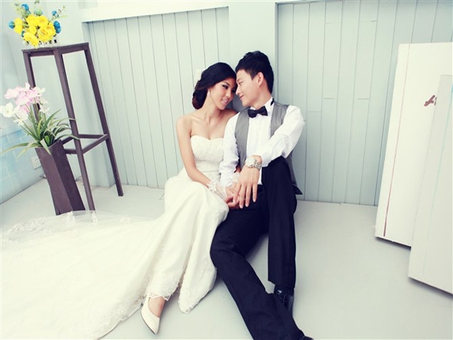 最浪漫婚纱唯美爱情手机壁纸