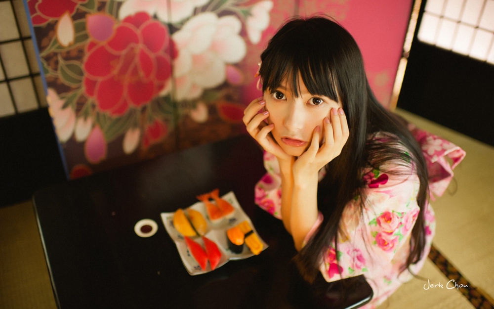 唯美和服美女室内摄影写真壁纸下载