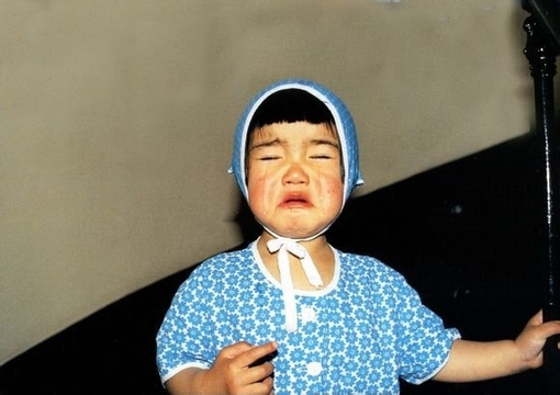 可爱图片：麻麻！我还想吃冰淇淋~~~