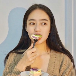 所有巧合， 都是命中注定  小清新甜美女生头像