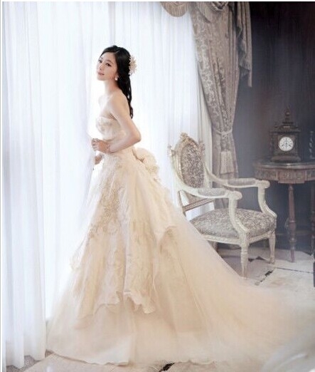 婚纱梦、、