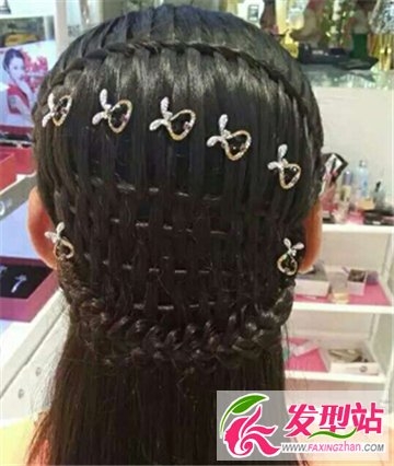 唯美长发编发发型推荐 凸显十足甜美淑女气质