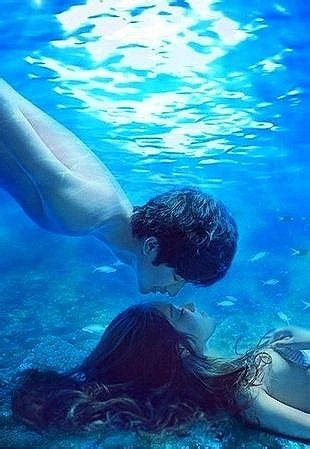唯美浪漫的女生海底写真照