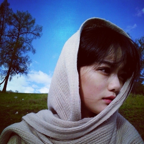 美女南笙文艺的生活私房照