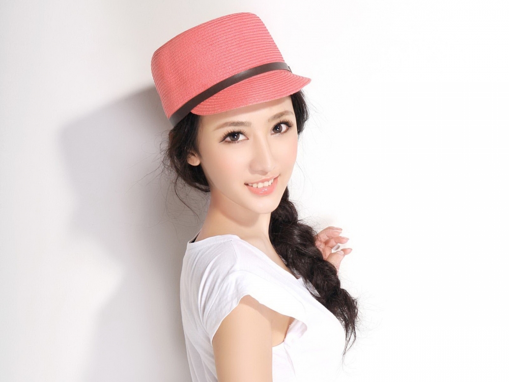清纯美女校花田子琳
