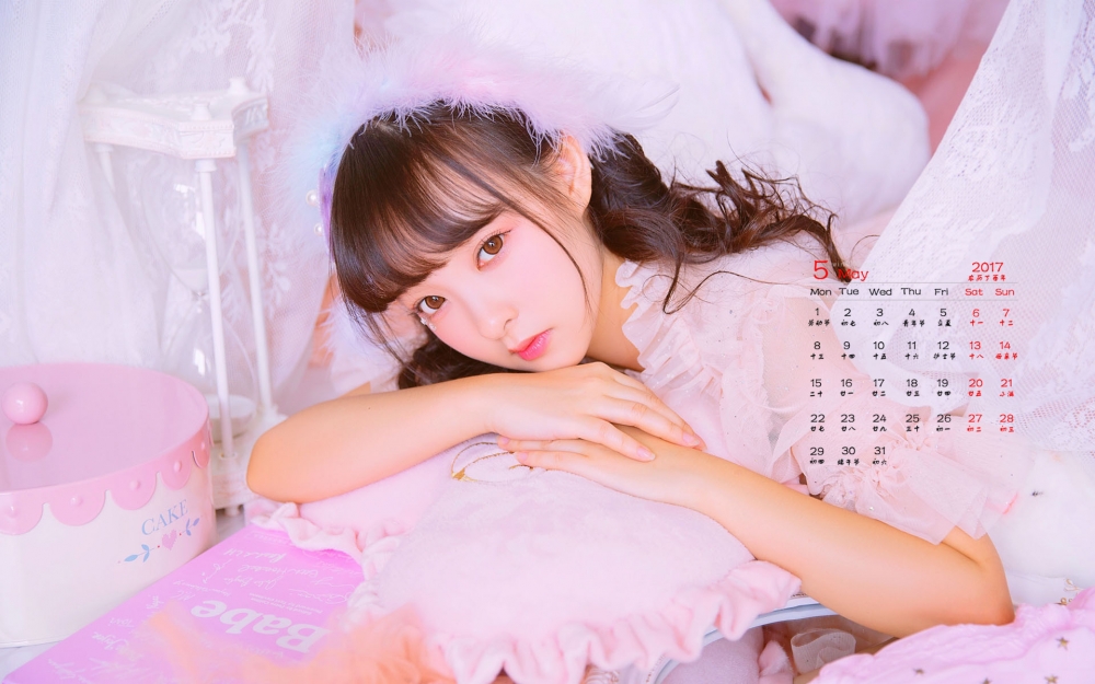 2017年5月清纯美少女甜美治愈系唯美高清日历壁纸