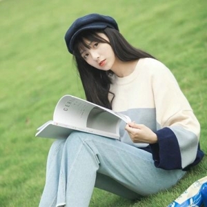 假装不在乎的在乎 小清新气质女生微信头像