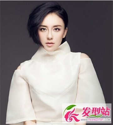 吕佳容最新发型怎么弄 时尚短发气质显魅力