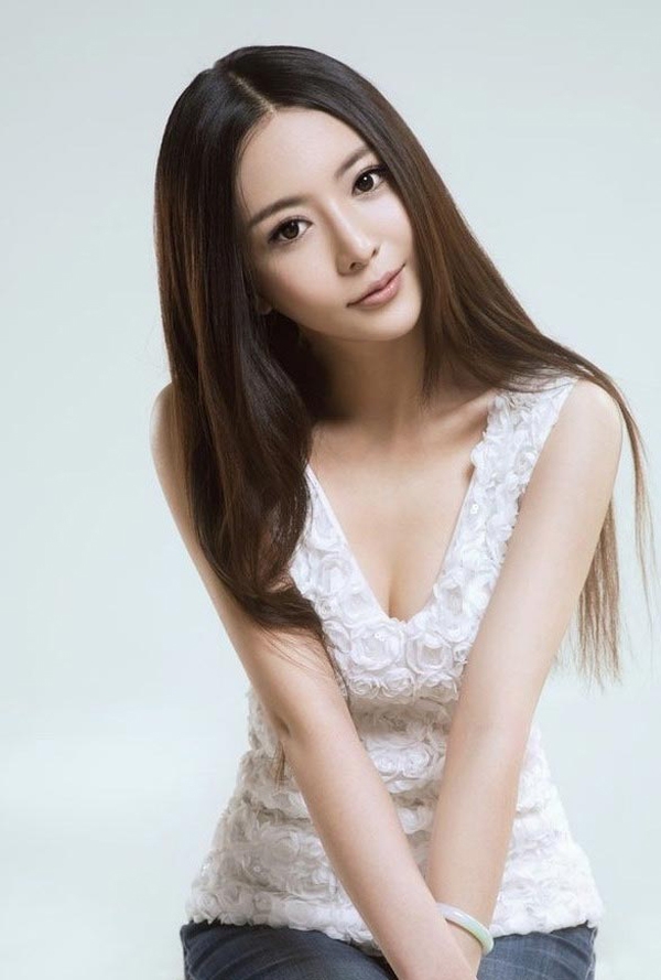 马樱侨明星气质唯美写真