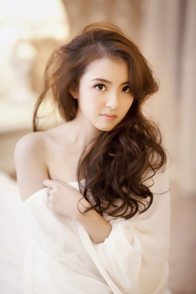 精选养眼美女性感迷人高清手机壁纸