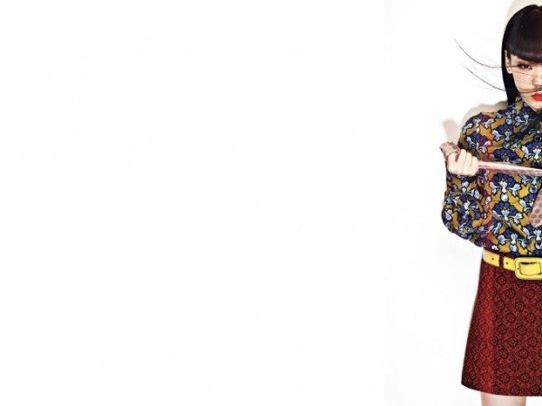 吴莫愁性感诱人眼神帅气美图