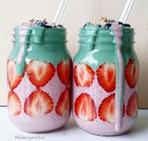 五彩缤纷的水果冰沙 smoothies 看得我少女心砰砰砰的！