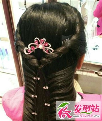 唯美长发编发发型推荐 凸显十足甜美淑女气质