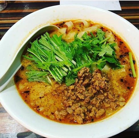 惜愉：早餐时间 来碗香喷喷的面条