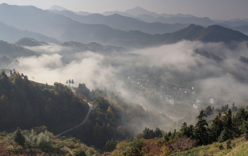 浙西红彤彤的日出风景图片