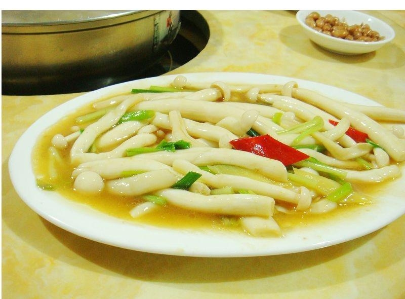 与菇有关的真菌美味大餐