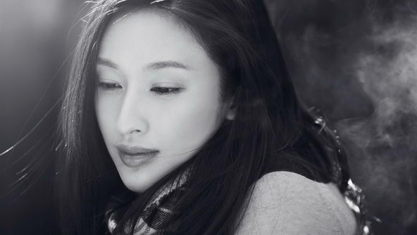 气质美女明星张俪写真壁纸
