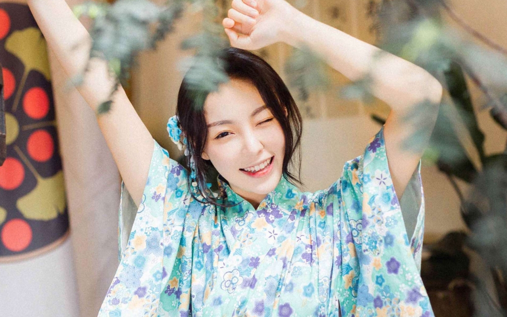 和服少女清新养眼图片桌面壁纸