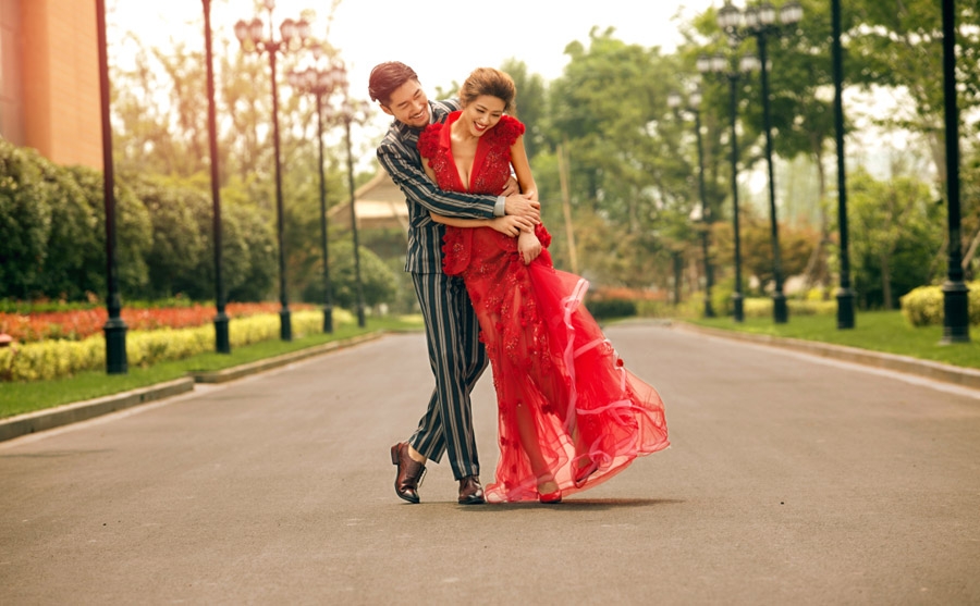 红色恋情 婚纱照