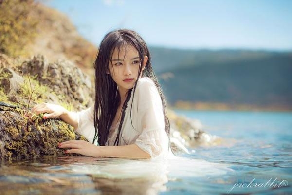 唯美南笙姑娘真实照片 真实素颜照见光死的南笙姑娘照片图片大全