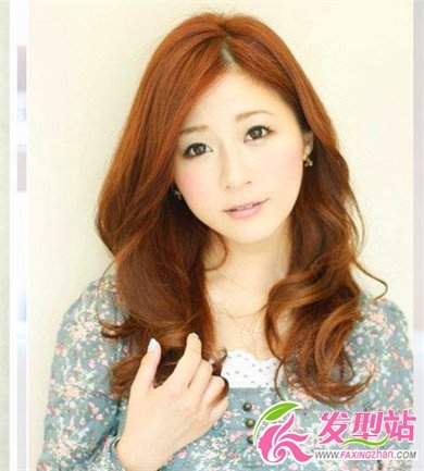 长发女生最新梨花头发型  慵懒卷发最有女人味