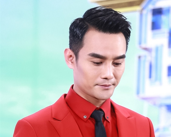 演员王凯电脑桌面壁纸