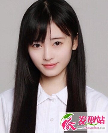 女神范飘逸的长直发 同样打动你的心
