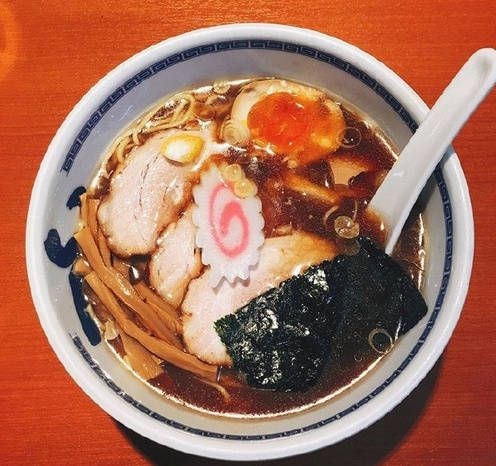 惜愉：早餐时间 来碗香喷喷的面条