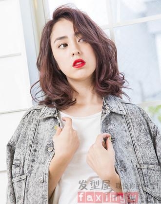 圆脸妹子做什么发型显气质 几款适合圆脸的发型修颜必备