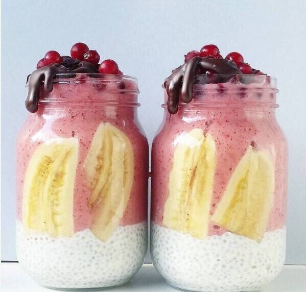 五彩缤纷的水果冰沙 smoothies 看得我少女心砰砰砰的！