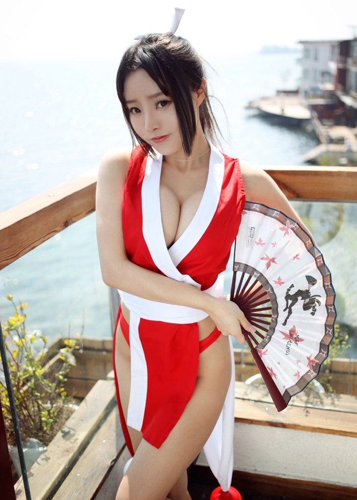仙女下凡的柳侑绮时尚自拍
