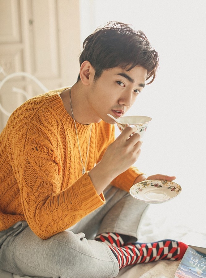 80后青年男演员 洪连城复古范儿写真图片