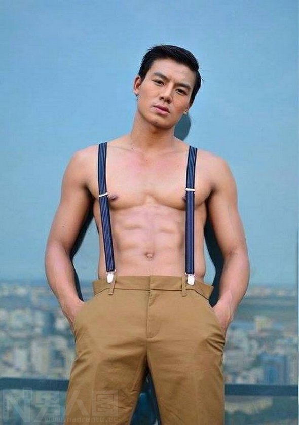 男男浴室博客