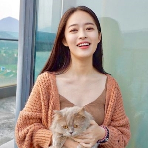 所有巧合， 都是命中注定  小清新甜美女生头像