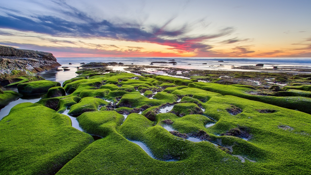 黄昏海边夕阳残阳图片