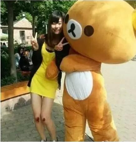 妹子你昨天晚上很辛苦吧