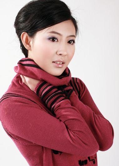 中老年女性时尚减龄盘发造型 打造出好看又优雅的盘发哦