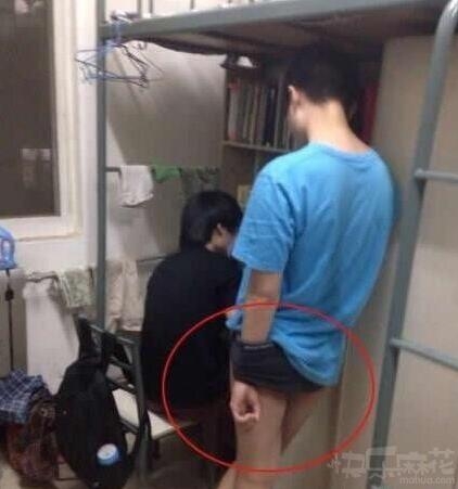 哥们能别这么骚吗