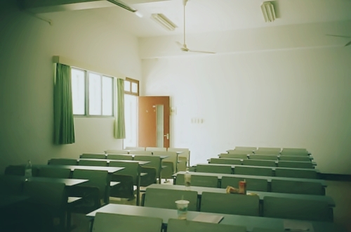 高中教室装满了多少个一起奋斗的日子图片